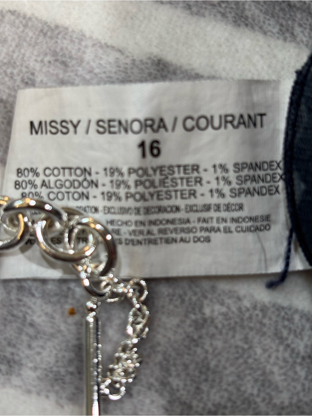 Bandolino Jeans Capri Trouser Dark Cropped Denim, Size 16, - Picture 7 of 8